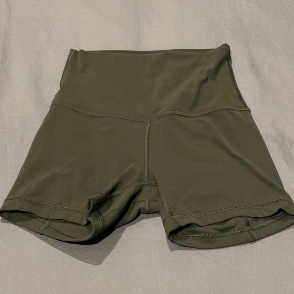 Lululemon Align Short 4" - Picture 2 of 4